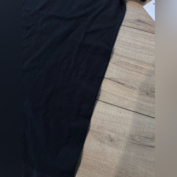 Isabel Maternity Ribbed Scoop Neck Top Shirt Black T-Shirt Small S Pregnancy - Picture 4 of 4